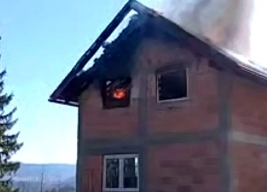 Povratnik u Dobretićima izgubio dom u požaru