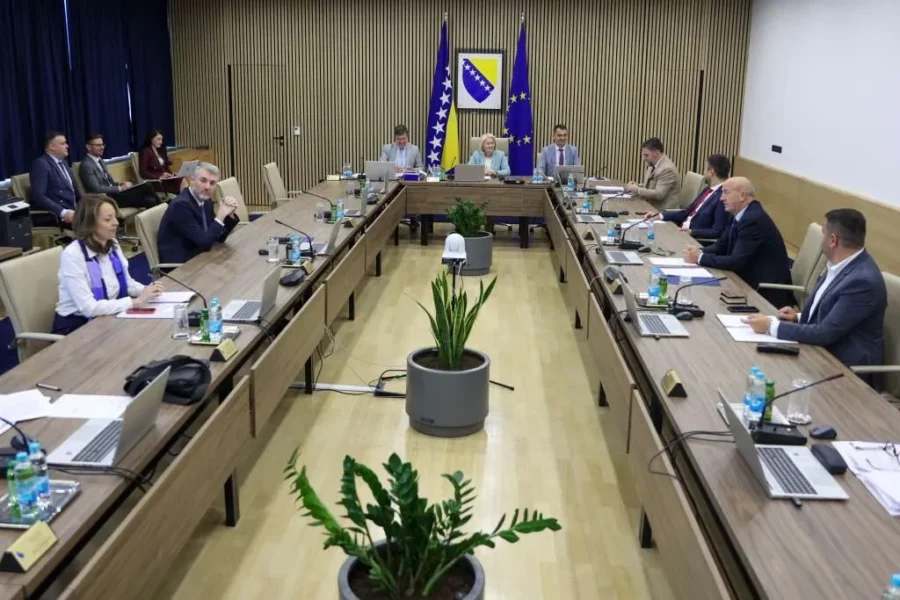 Vijeće ministara odobrilo 800.000 KM za povratak građana BiH iz zemalja Bliskog istoka